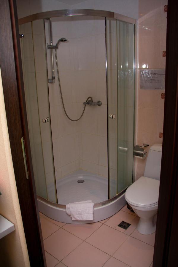 Kizhi Art Hotel Charkiv Esterno foto